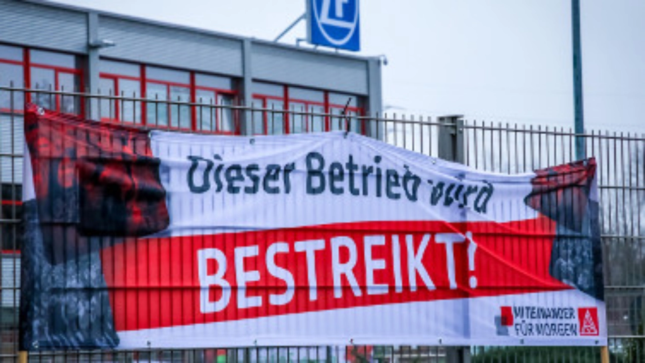 20180920_Streikbanner_Warnstreik_Tarifrunde_378x212_001