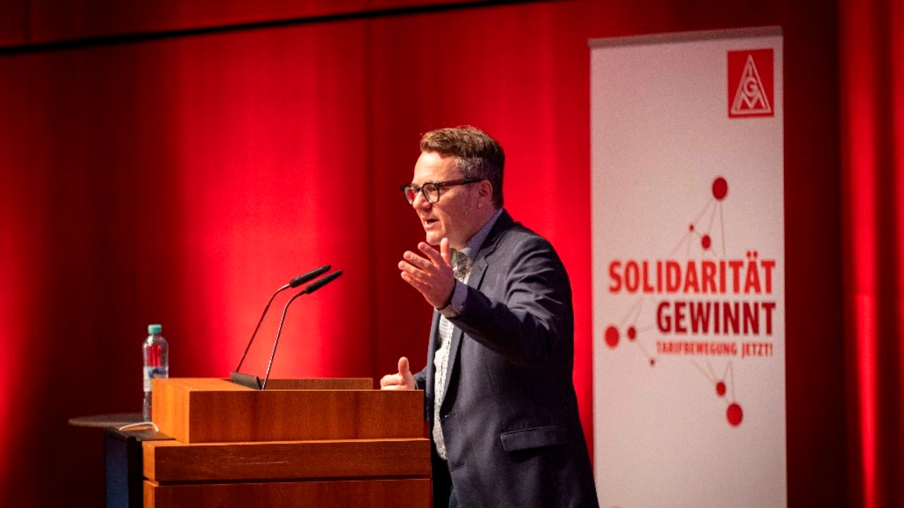 Reutlingen, Baden-Wuerttemberg, 05.06.2024: AuG-Konferenz der IG Metall Baden-Württemberg. Die Konferenz steht unter dem Motto „Arbeitswelt im Wandel – Was bedeutet KI für den Arbeits - und Gesundheitsschutz“.