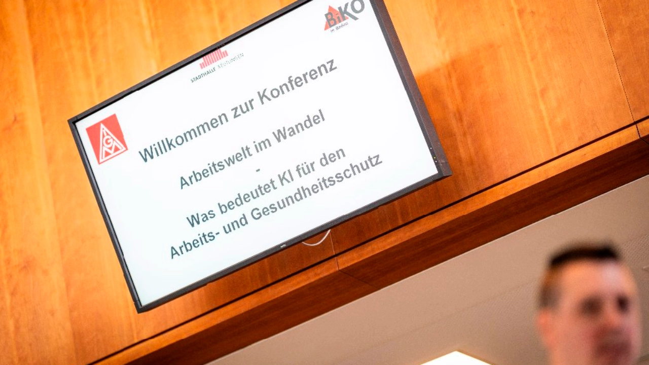 Reutlingen, Baden-Wuerttemberg, 05.06.2024: AuG-Konferenz der IG Metall Baden-Württemberg. Die Konferenz steht unter dem Motto „Arbeitswelt im Wandel – Was bedeutet KI für den Arbeits - und Gesundheitsschutz“.