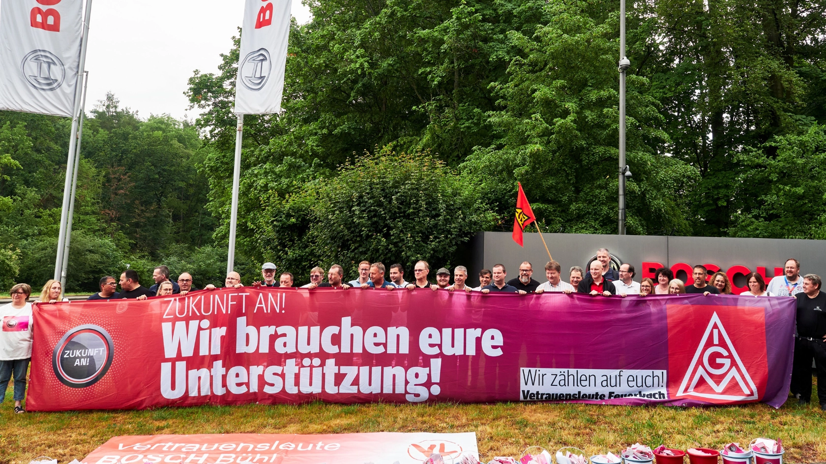 IG Metall-Vertrauensleute bei Bosch vor der Zukunftstarif-Verhandlung