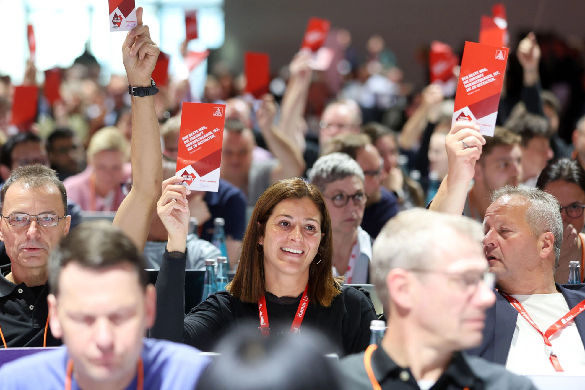 Delegierte wählen auf dem 25. Ordentlichen Gewerkschaftstag der IG Metall in Frankfurt am Main