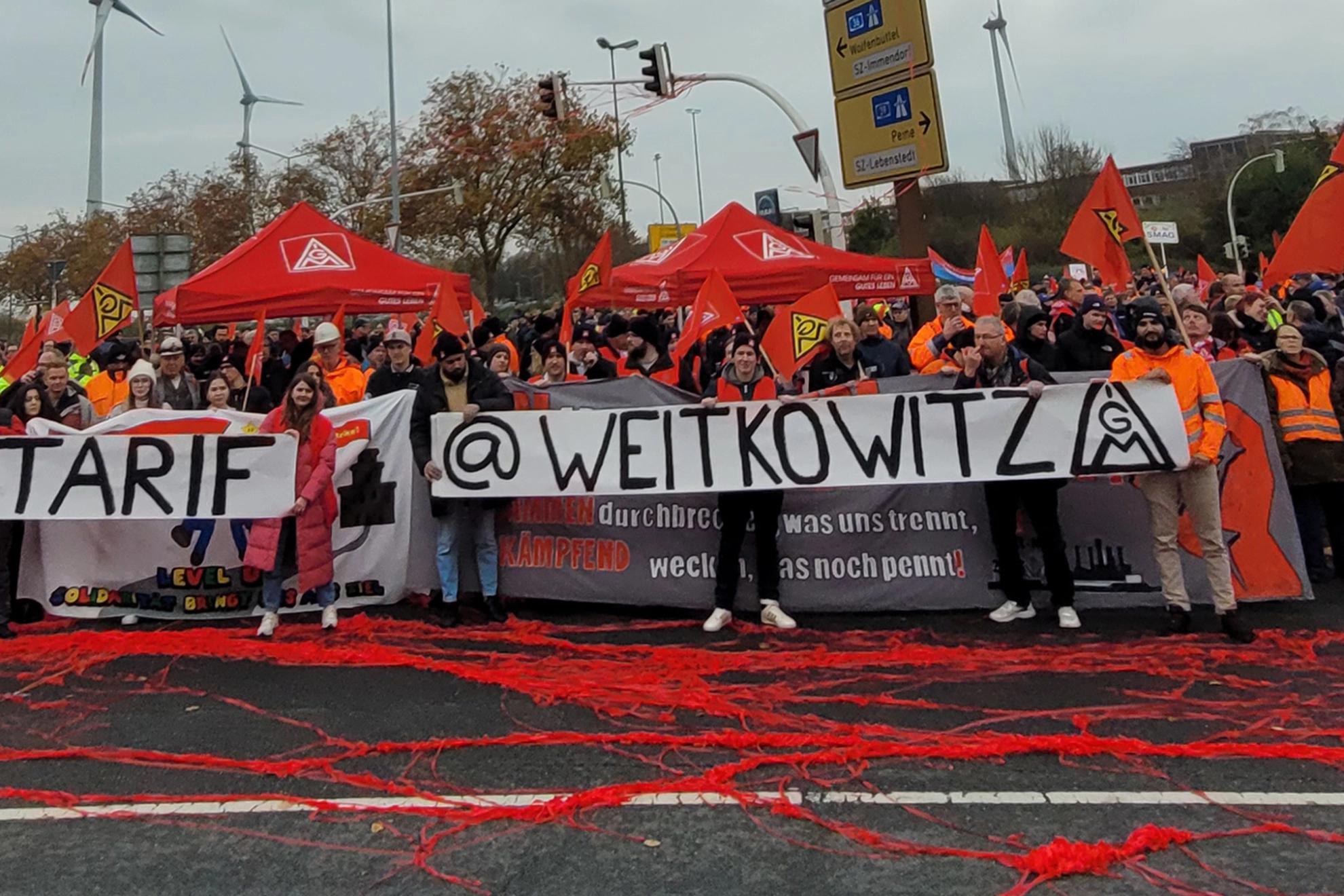 Aktion für einen Tarifvertrag bei Weitkowitz in Peine/Niedersachsen