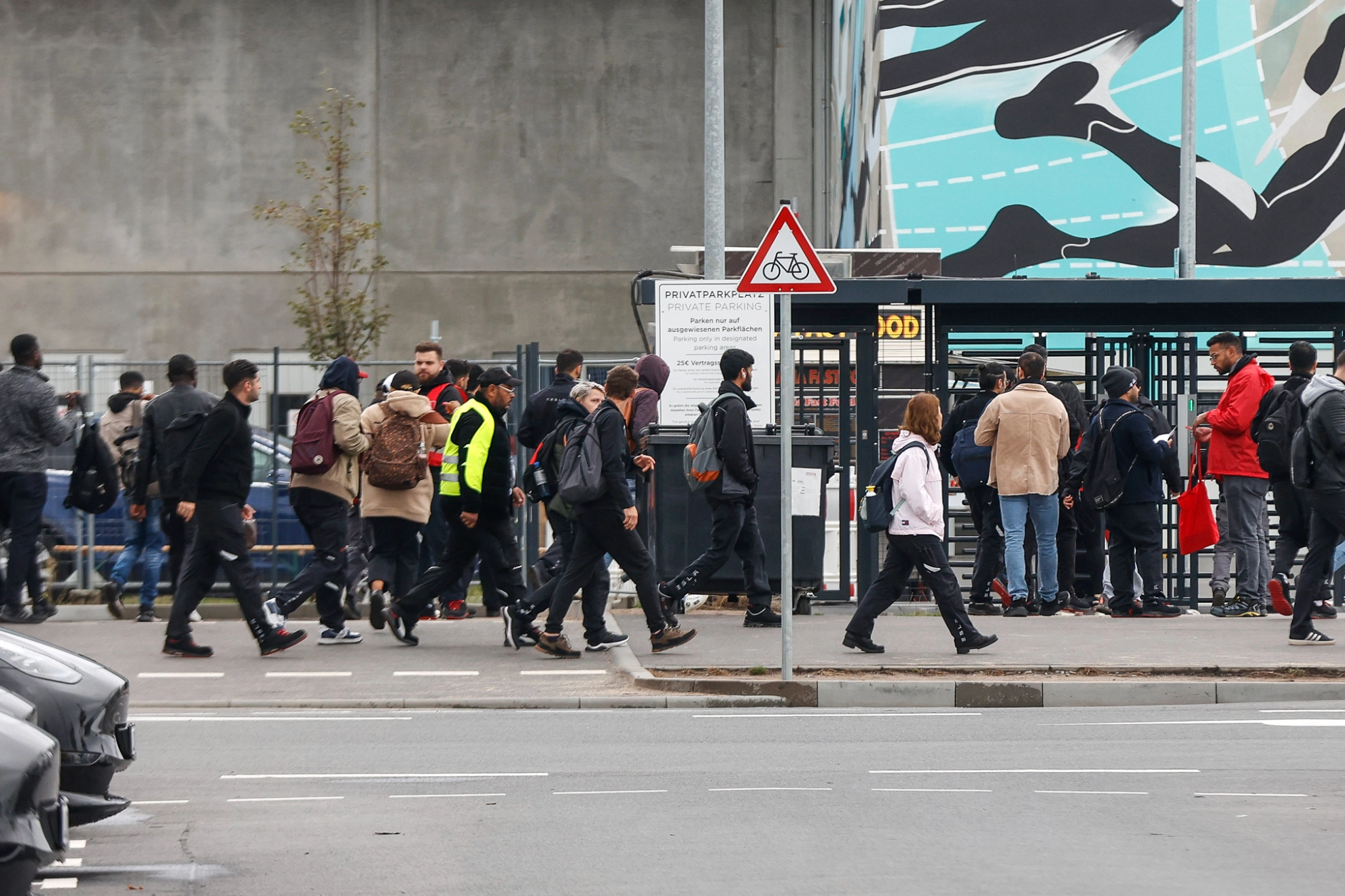 Blitz-Aktion der IG Metall bei Tesla im Oktober 2023