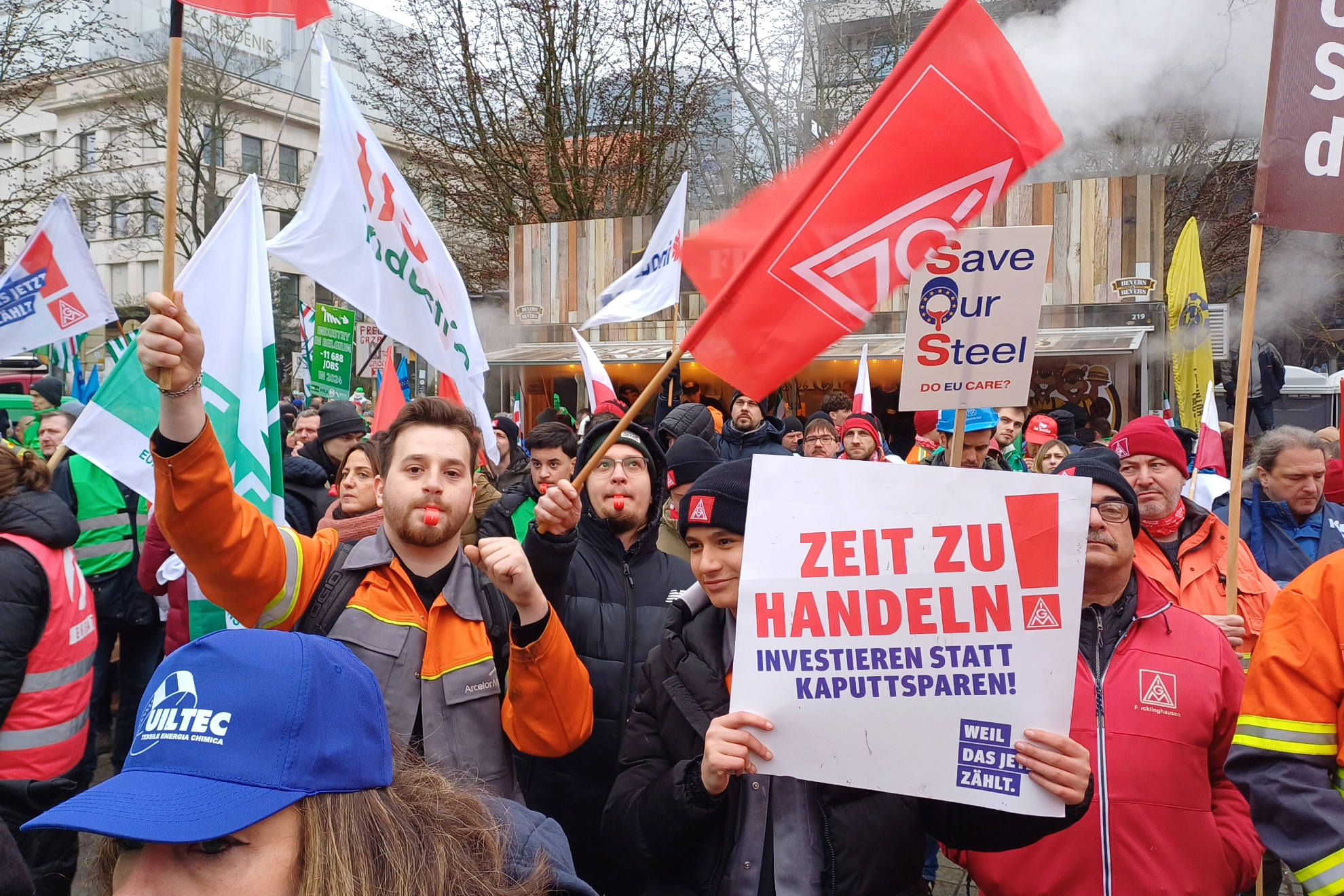 Beschäftigte beim Aktionstag in Brüssel.