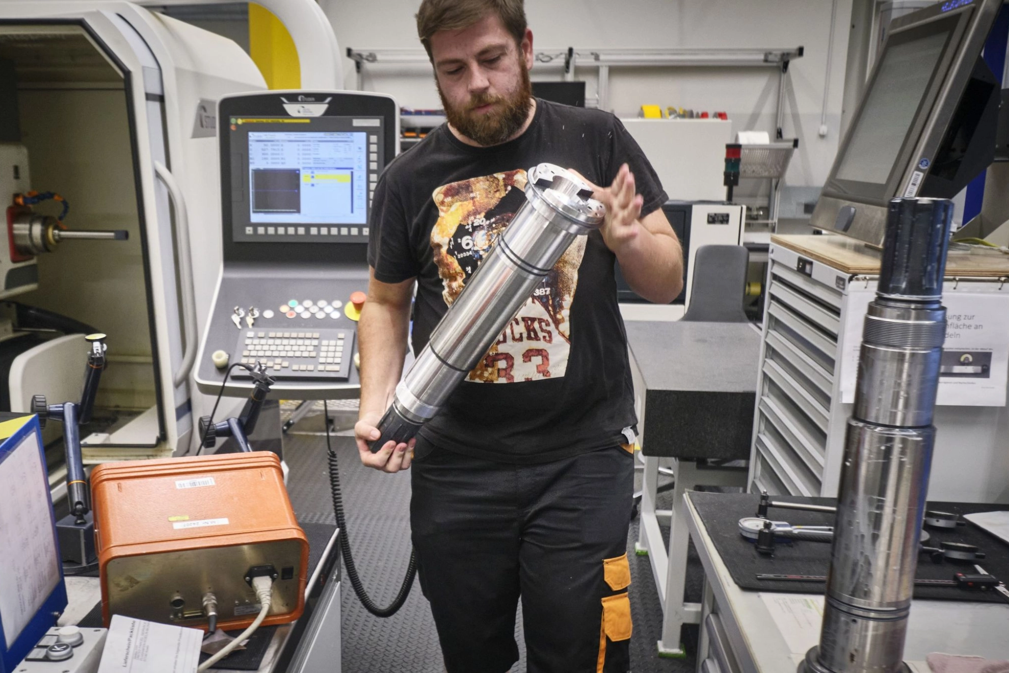 Metaller beim Maschinenbauer Heller