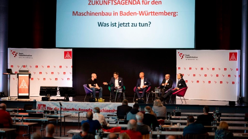 Esslingen, Baden-Württemberg, 11.04.2024:

Maschinenbau-Konferenz der IG Metall Baden-Württemberg in Esslingen. U.a. mit Dietrich Birk, Thmoas Bauernhansl, Markus Hölzle und  Barbara Resch 