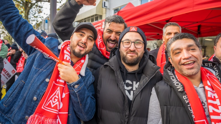 Warnstreikdemo in Remscheid