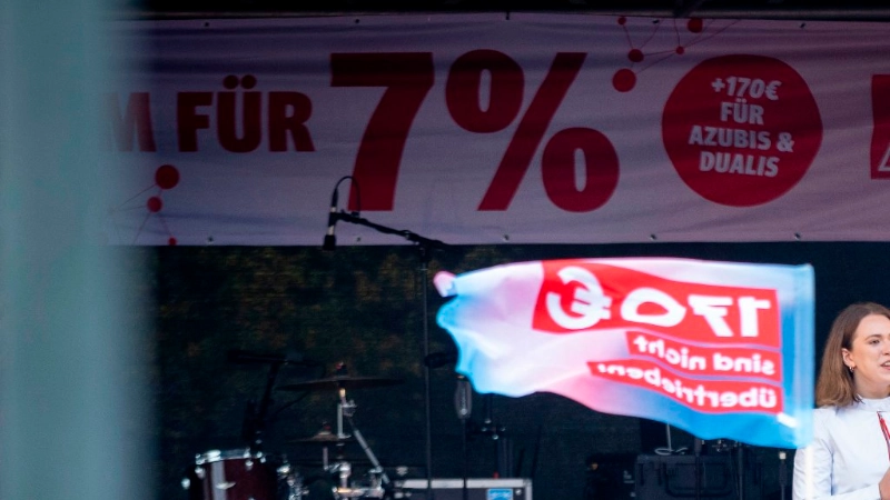 Stuttgart, Baden-Wuerttemberg, 31.10.2024: Jugendaktionstag der IG Metall Baden-Württemberg in Böblingen zu den Tarifverhandlungen M+E 2024