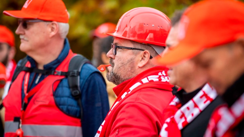 Ludwigsburg, Baden-Wuerttemberg, 15.10.2024: In Ludwigsburg finden Tarifverhandlungen zu M+E zwischen der IG Metall und Südwestmall statt. Die Gewerkschaft hat hierzu einen Aktionstag veranstaltet.