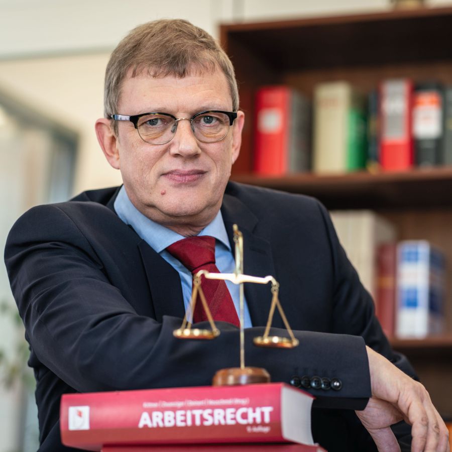 Tjark Menssen ist Jurist bei der DGB Rechtsschutz GmbH.